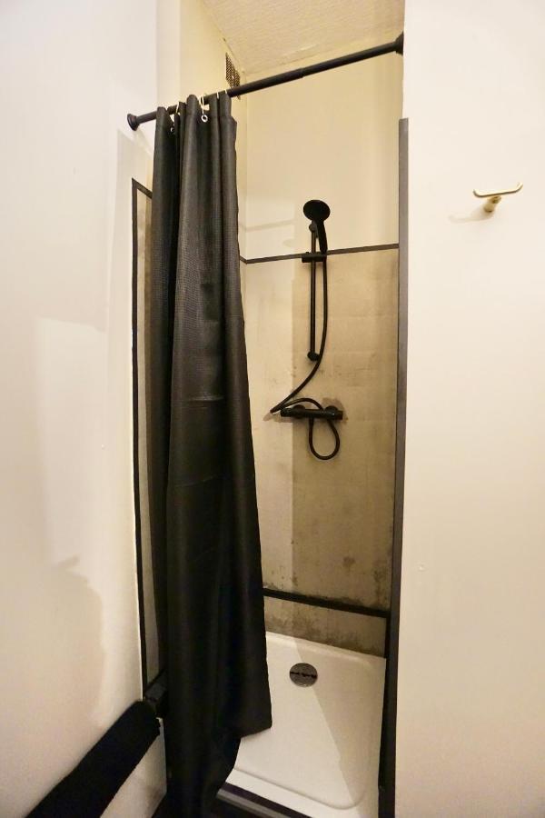 L'Iconique Apartment Конкарно Екстериор снимка